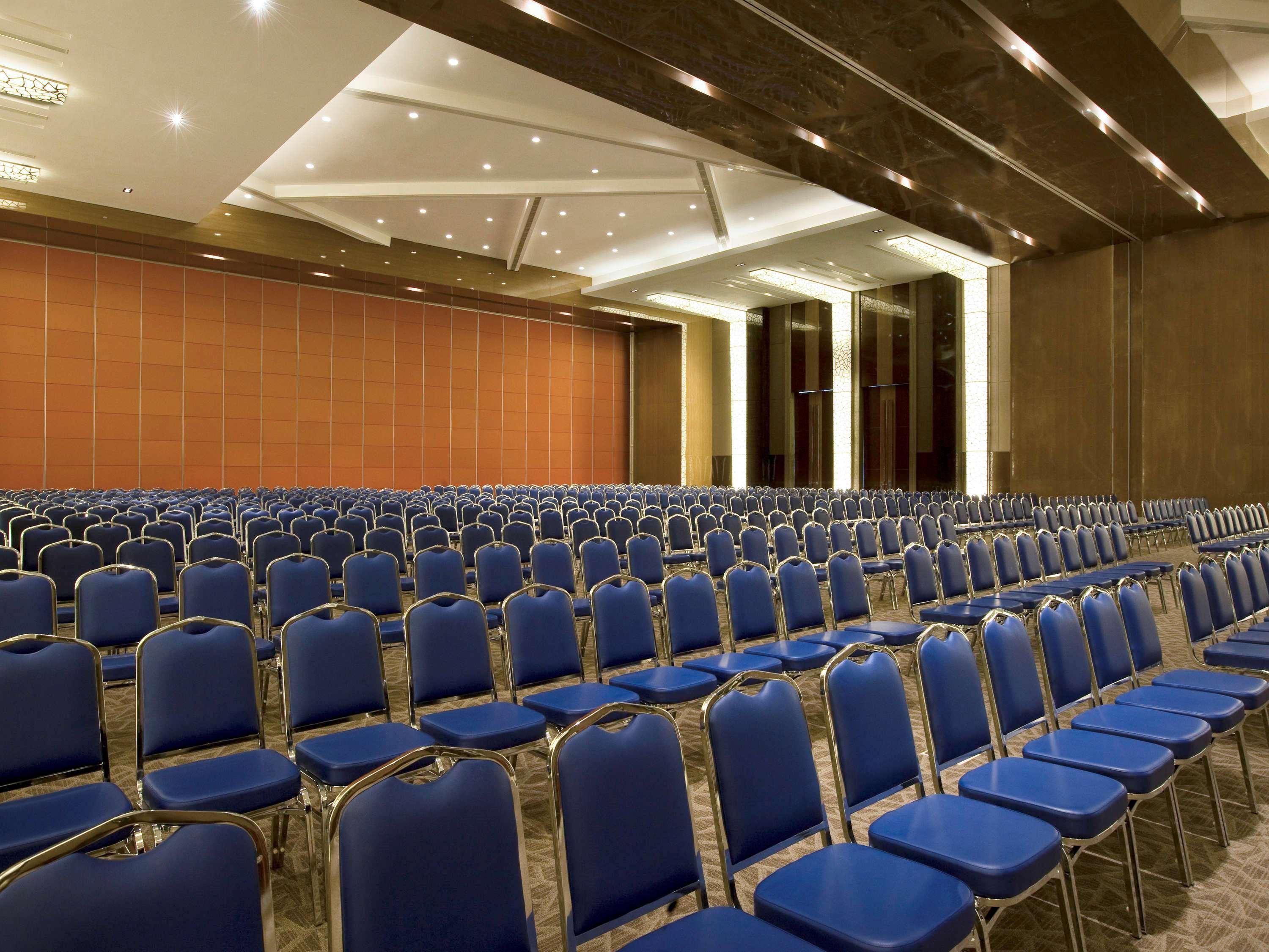 Novotel Bangka Hotel & Convention Center Pangkal Pinang Exterior photo