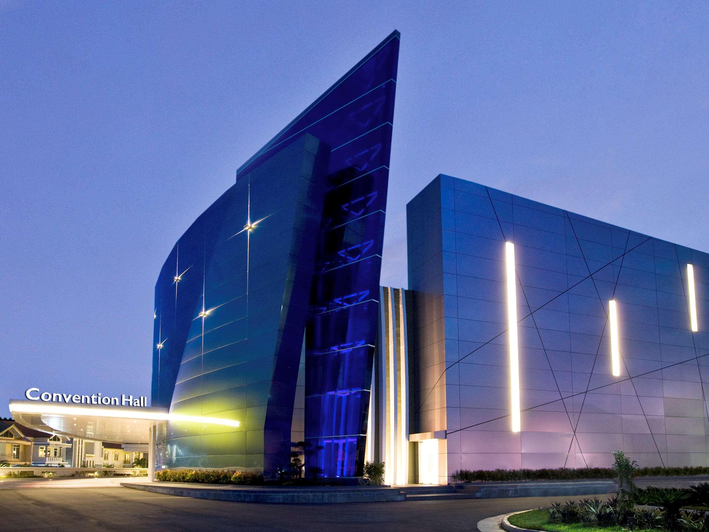 Novotel Bangka Hotel & Convention Center Pangkal Pinang Exterior photo