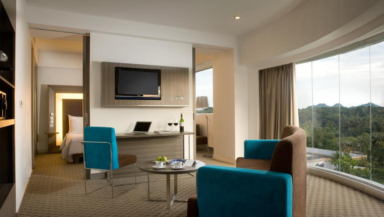 Novotel Bangka Hotel & Convention Center Pangkal Pinang Exterior photo